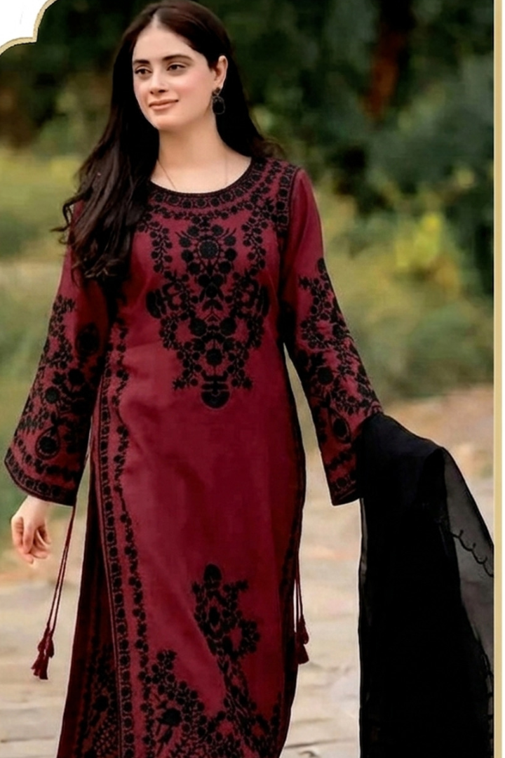 Designer Dhanak 3-Piece Unstitched Embroidered Suit