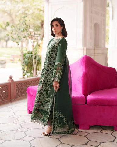 MAHNUR
WEAR BY THE GORGEOUS ACTRESS
