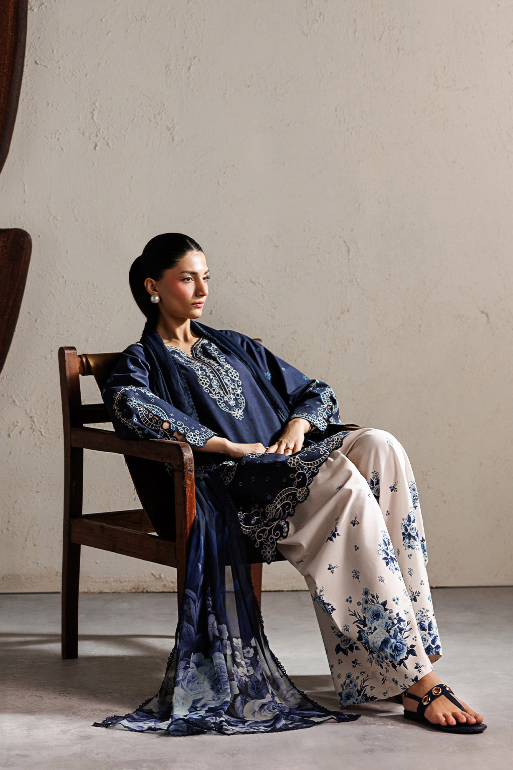Iznik- 3PC DHANAK EMBROIDERED SHIRT WITH TWILL PRINTED SHAWL AND EMBROIDERED TROUSER