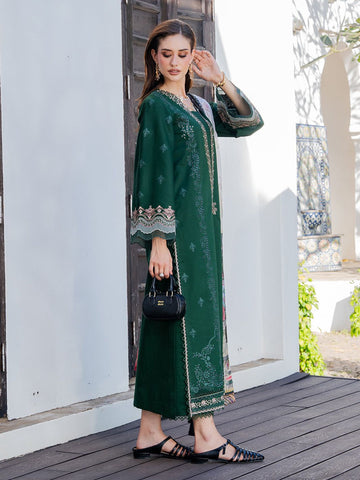 IZEL_WEAR_ BY_THE GORGEOUS ACTRESS