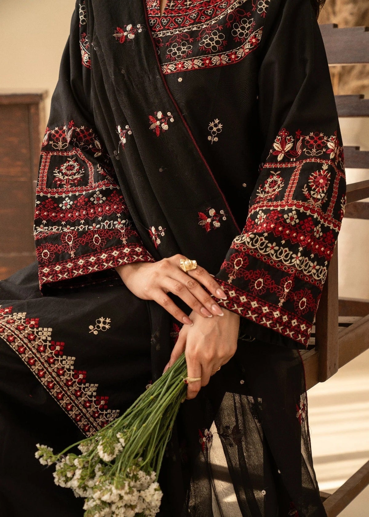 Embroidered Dhanak Winter 3Piece Dress