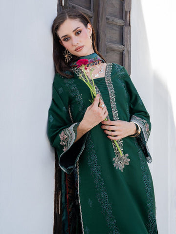 IZEL_WEAR_ BY_THE GORGEOUS ACTRESS