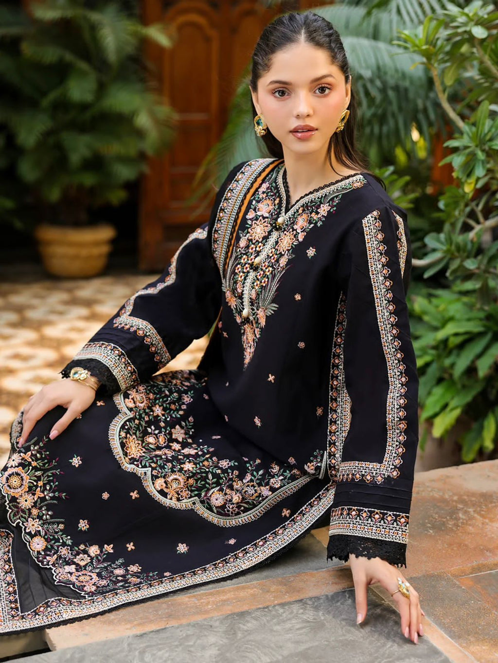 Embroidered Dhanak Winter 3Piece Dress